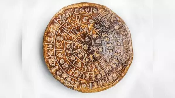 اشکانیان چگونه ۲ هزار سال پیش باتری ساختند اشکانیان چگونه ۲ هزار سال پیش باتری ساختند