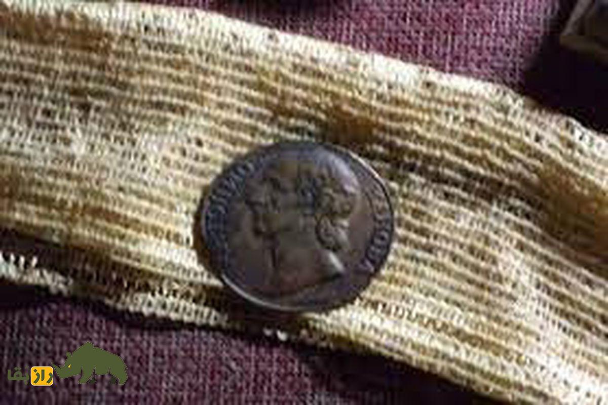دستمال و سکه