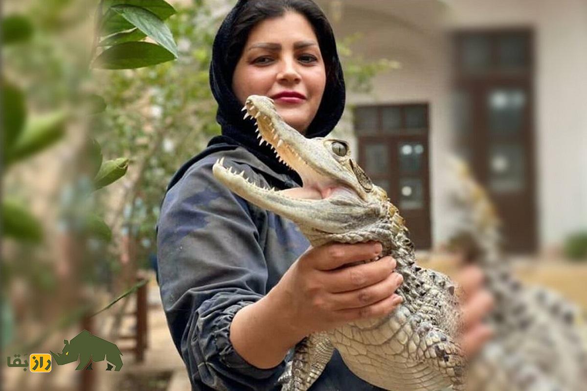 فاطمه نیکوروش؛ ملکه مار و سوسمار و شجاع‌ترین زن ایران که به جای عروسک با مار و کروکودیل بزرگ شد