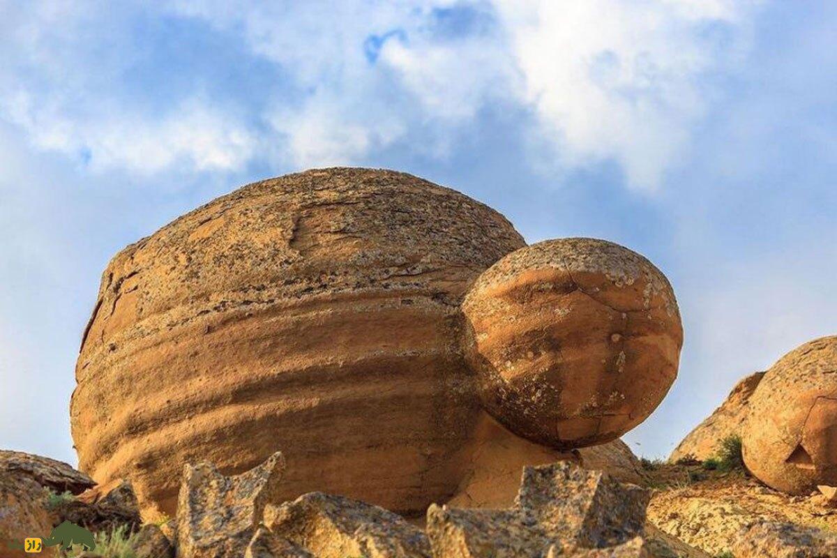 توپ‌های سنگی قزاقستان