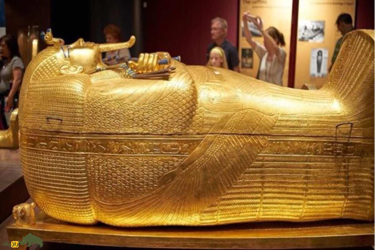 آثار باستانی با قیمت‌های میلیونی؛ از تابوت طلایی توت‌عنخ‌آمون تا تندیس‌های تاریخی