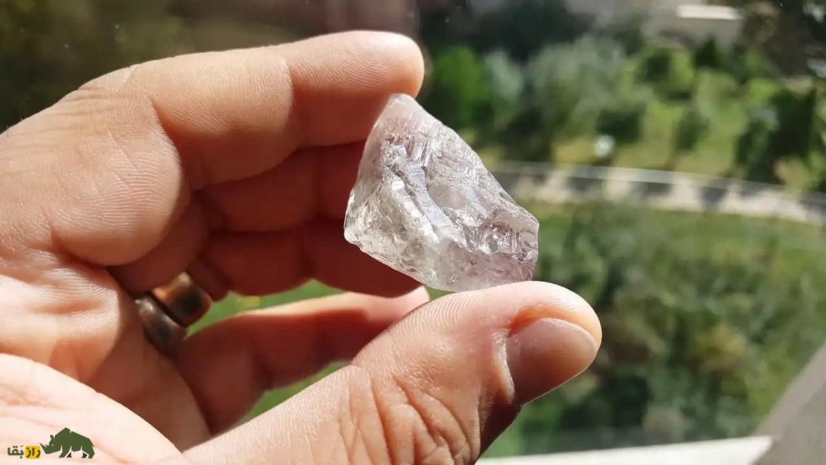چگونه در رودخانهها سنگهای قیمتی پیدا کنیم؟ کدام رودخانههای ایران احتمالا سنگ قیمتی دارند؟ سنگهای قیمتی