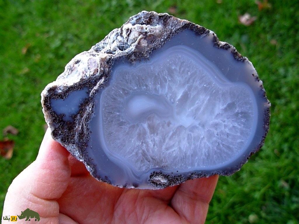 چگونه در ایران ژئودهای گرانقیمت پیدا کنیم و کجای ایران بیشترین میزان ژئود را دارد؟ گرانترین ژئو دنیا چقدر قیمت دارد؟ ژئود