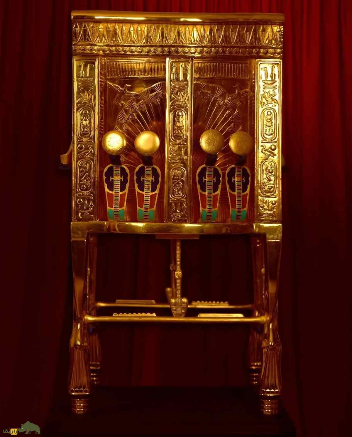 صندلی طلایی توتعنخآمون؛ گنج ۳۳۰۰ ساله مصر باستان که با طلا و عشق ساخته شد و یکی از باشکوهترین آثار دنیاست صندلی طلایی توتعنخآمون؛ گنج ۳۳۰۰ ساله مصر باستان که با طلا و عشق ساخته شد و یکی از باشکوهترین آثار دنیاست