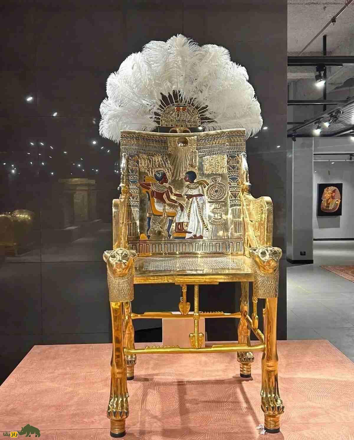 صندلی طلایی توتعنخآمون؛ گنج ۳۳۰۰ ساله مصر باستان که با طلا و عشق ساخته شد و یکی از باشکوهترین آثار دنیاست صندلی طلایی توتعنخآمون؛ گنج ۳۳۰۰ ساله مصر باستان که با طلا و عشق ساخته شد و یکی از باشکوهترین آثار دنیاست