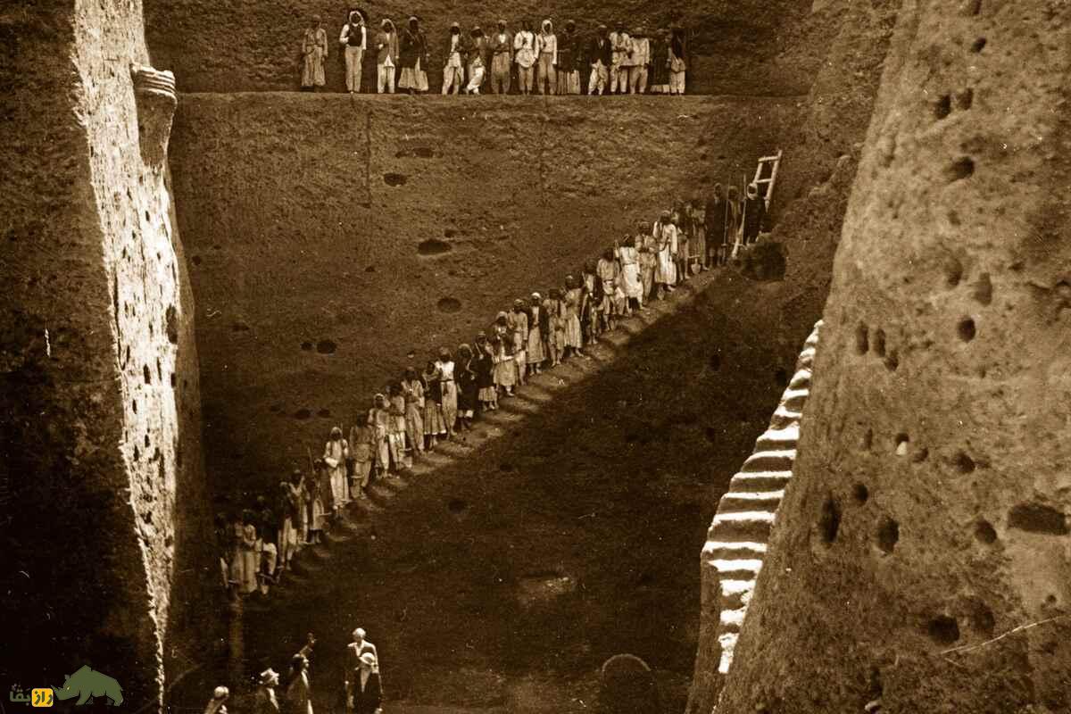 گودال بزرگ مرگ؛ بزرگترین قبرستان سلطنتی تاریخ که ۷۴ نفر خدمه را زنده زنده در کنار پادشاه دفن کردند!