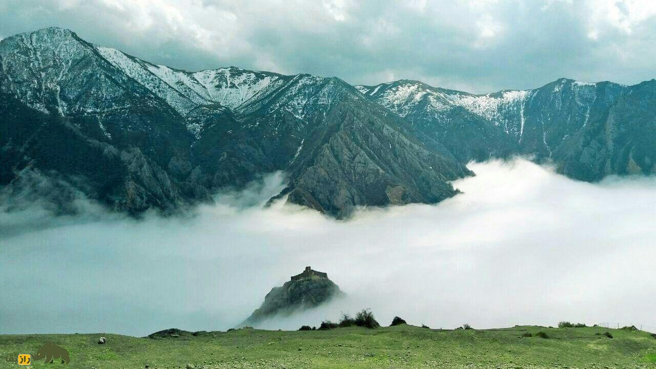 قلعه کَنگِلو؛ قلعهای مربوط به دوران ساسانی و معروف به «عقاب مازندران» که از حمله اعراب و مغول جان سالم به در برد قلعه کَنگِلو