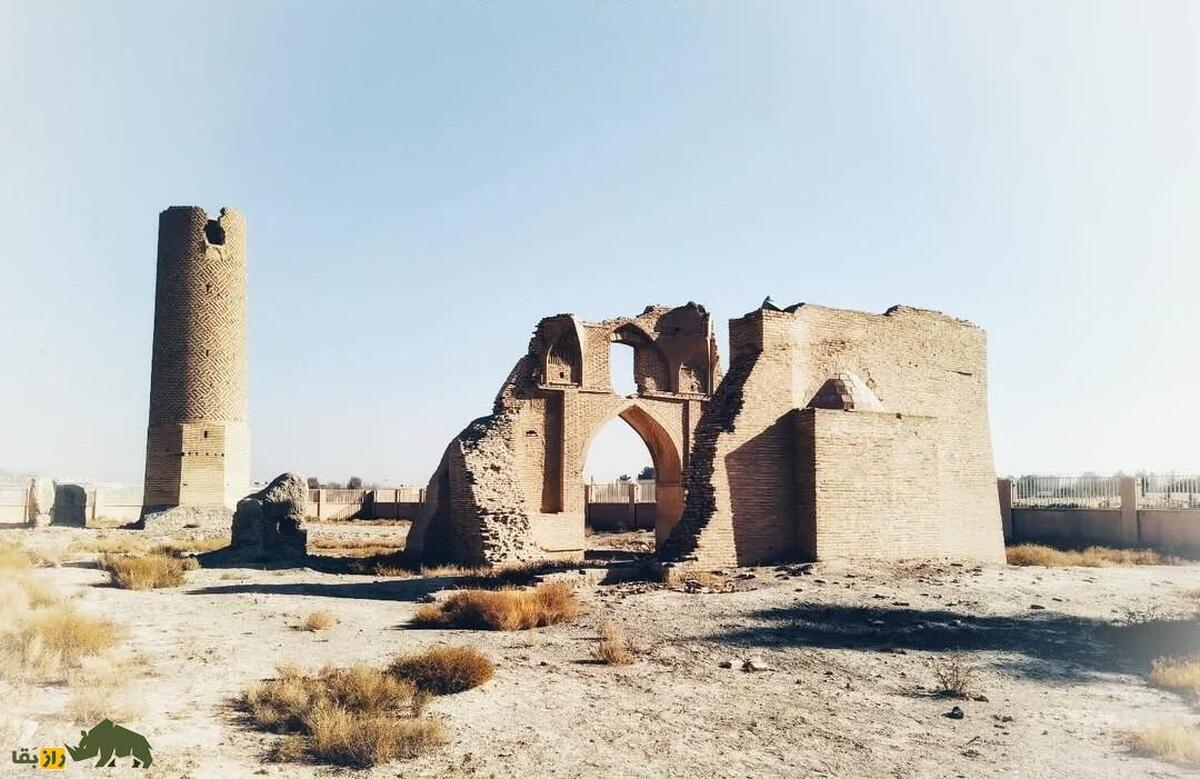 مناره گار؛ شاهکار معماری دوران سلجوقیان در اصفهان که کاملا رها شده و گنجیابان آن را نابود کردند