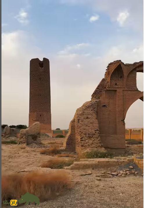 مناره گار؛ شاهکار معماری دوران سلجوقیان در اصفهان که کاملا رها شده و گنجیابان آن را نابود کردند مناره و مسجد گار