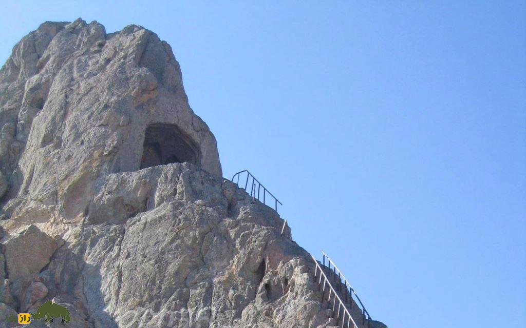 چهلزینه یا چهلپله؛ مکانی اسرارآمیز در افغانستان که بنیانگذار امپراتوری مغول آن را ساخت و نادرشاه افشار به آن حمله کرد چهلزینه یا چهلپله