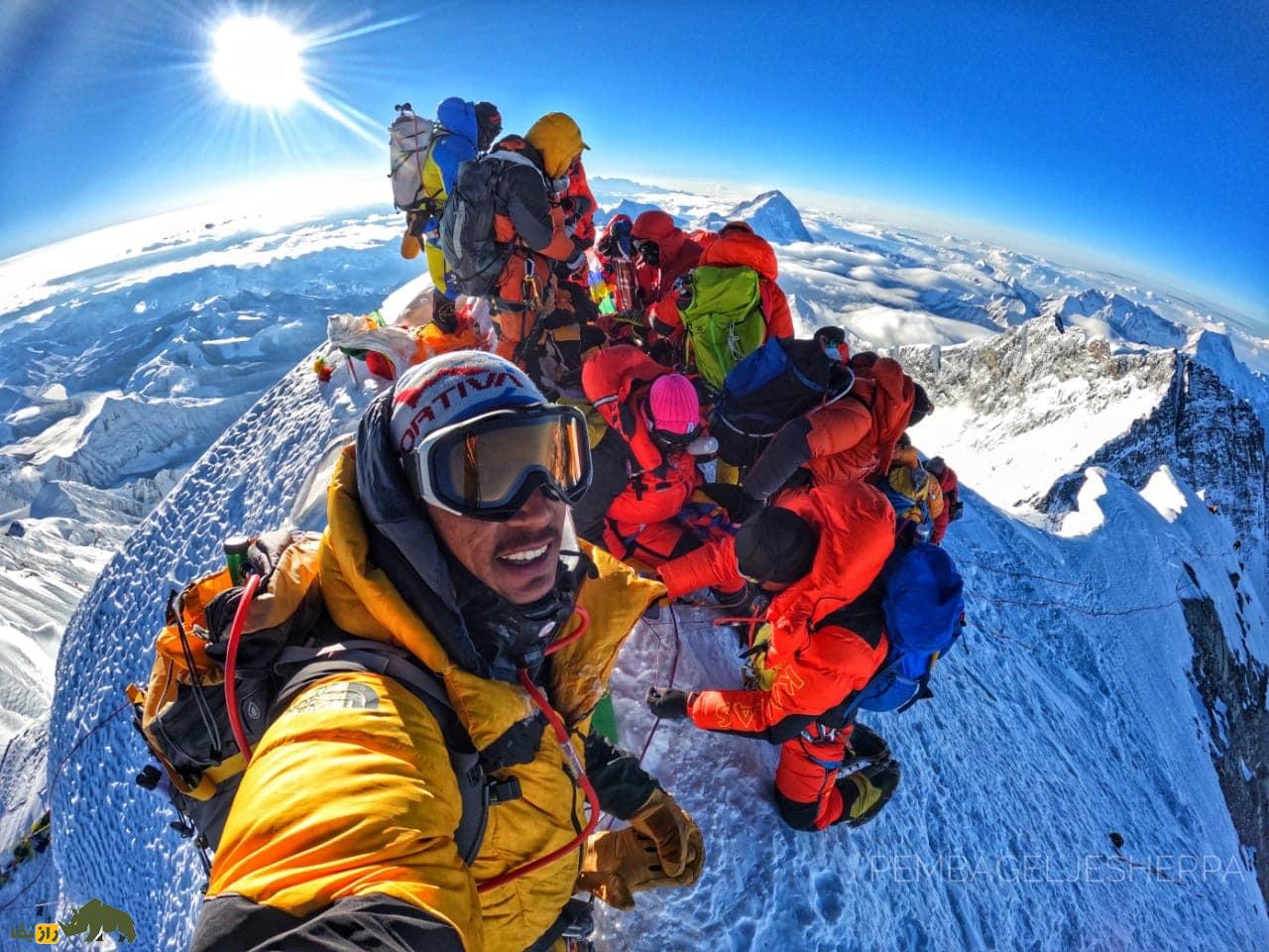 ویدیویی حیرتانگیز از قله کوه اورست مرتفعترین نقطه کره زمین ویدیویی حیرتانگیز از قله کوه اورست مرتفعترین نقطه کره زمین