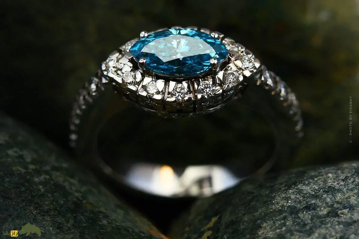 تافیت؛ کمیابترین گوهرسنگ جهان با ویژگیهای نوری و شیمیایی منحصربهفرد و ارزش افسانهای در بازار جواهرات لوکس تافیت؛ کمیابترین گوهرسنگ جهان با ویژگیهای نوری و شیمیایی منحصربهفرد و ارزش افسانهای در بازار جواهرات لوکس