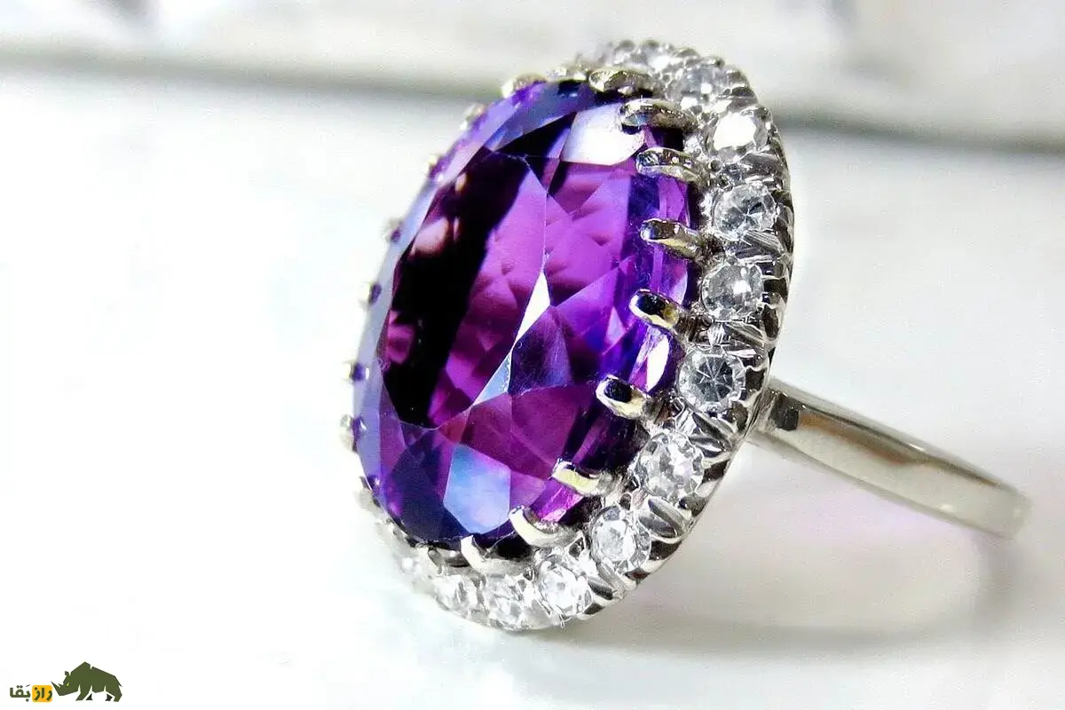 تافیت؛ کمیابترین گوهرسنگ جهان با ویژگیهای نوری و شیمیایی منحصربهفرد و ارزش افسانهای در بازار جواهرات لوکس تافیت؛ کمیابترین گوهرسنگ جهان با ویژگیهای نوری و شیمیایی منحصربهفرد و ارزش افسانهای در بازار جواهرات لوکس