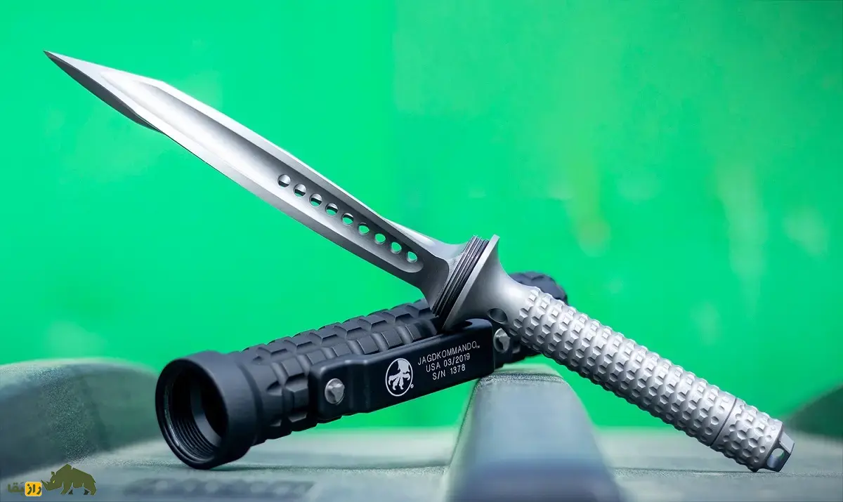 جادکوماندوی سه لبه؛ خطرناکترین و مدرنترین چاقوی دنیا با سه لبه تیز که صدای باز شدن آن اعتیادآور و قیمت آن بیش از ۲۰۰ میلیون تومان است جادکوماندوی سه لبه