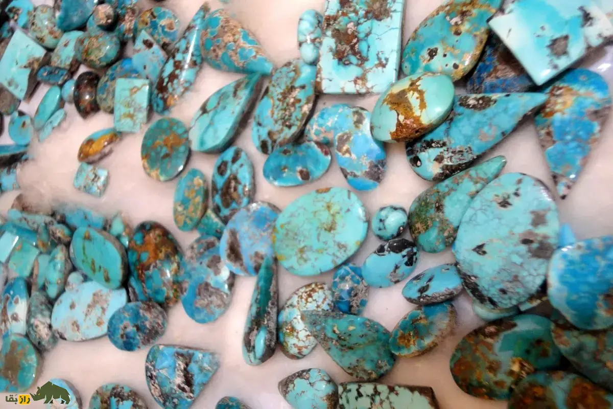 فیروزه نیشابور و فیروزه عجمی؛ با ارزشترین سنگهای ایران با بیشترین قیمت تا ۲۸۸ میلیون تومان که هر علاقهمند به گوهری باید بشناسد فیروزه نیشابور و فیروزه عجمی؛ با ارزشترین سنگهای ایران با بیشترین قیمت تا ۲۸۸ میلیون تومان که هر علاقهمند به گوهری باید بشناسد