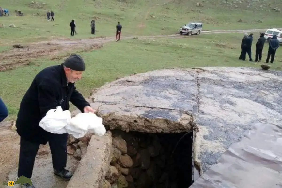 ورفچال؛ آیین شگفتانگیز نگهداری برف در دل تابستان با قدمتی ۶۰۰ ساله در مازندران ورفچال؛ آیین شگفتانگیز نگهداری برف در دل تابستان با قدمتی ۶۰۰ ساله در مازندران