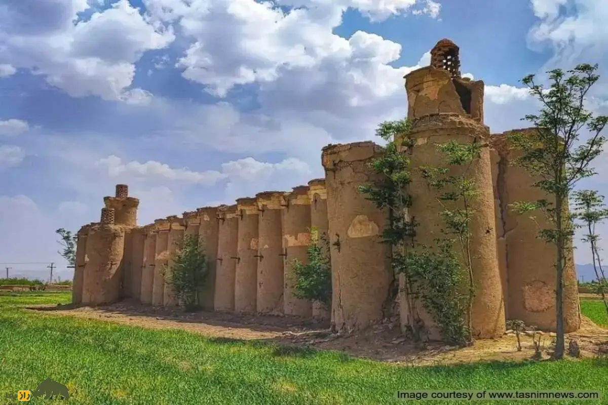 کبوترخانههای ایران؛ برجهایی تاریخی برای نگهداری کبوتر، تولید کود طبیعی و معماری شگفتانگیز کبوترخانههای ایران؛ برجهایی تاریخی برای نگهداری کبوتر، تولید کود طبیعی و معماری شگفتانگیز