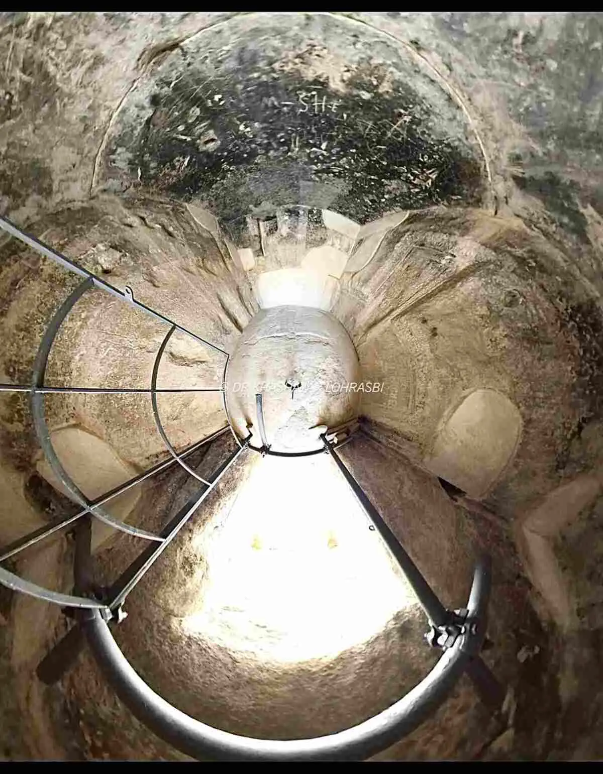 نخستین تصاویر باکیفیت از آرامگاه کوروش کبیر: گزارشی تصویری از میراث هخامنشی